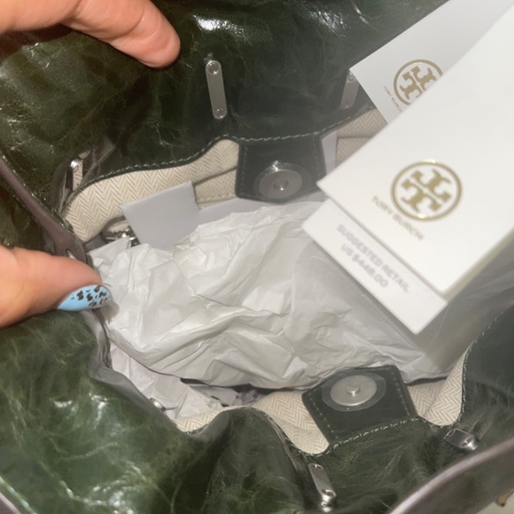 Tory Burch Kira bucket bag - Picture 4 of 5